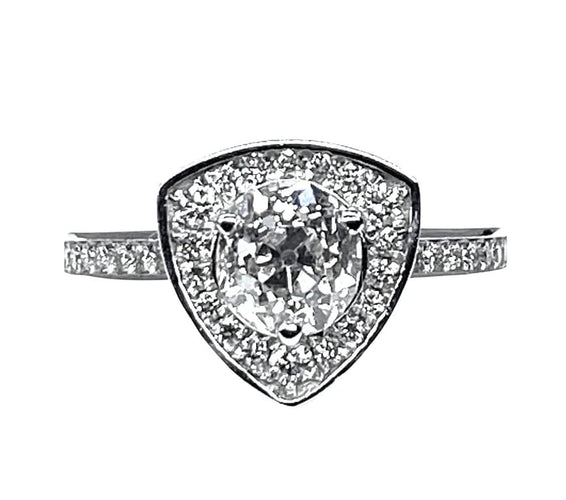 Bague 51 Bague triangle en or blanc 18 carats et diamants 58 Facettes AB258