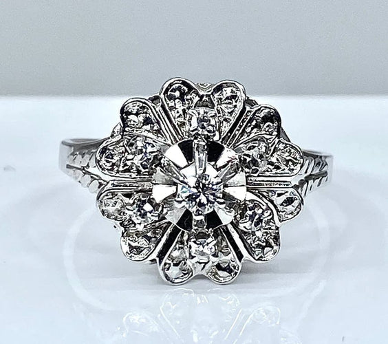 Bague 60 Bague cœurs en or blanc 18 carats et diamants 58 Facettes AB257