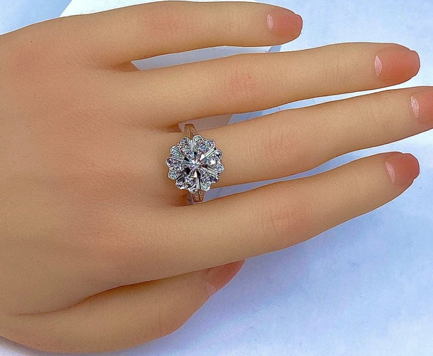 Bague 60 Bague cœurs en or blanc 18 carats et diamants 58 Facettes AB257