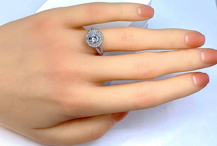 Bague 50 Bague en or blanc 18 carats avec diamants 1,36 ct 58 Facettes AB256