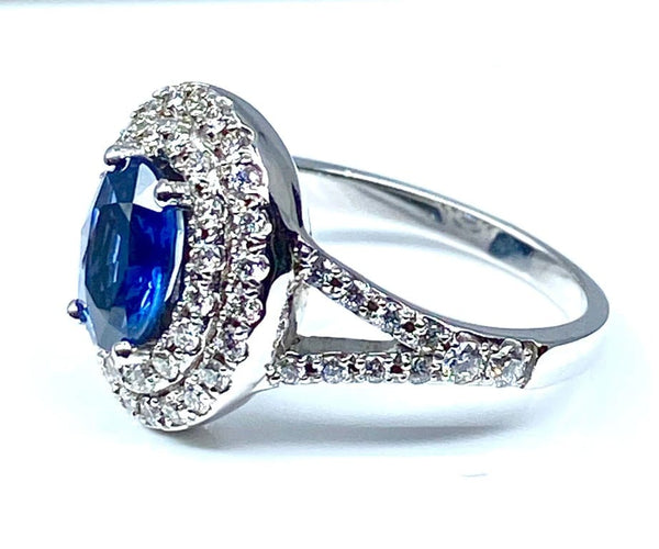 Bague 52 Bague entourage en or blanc 18 carats saphir et diamants 58 Facettes AB251