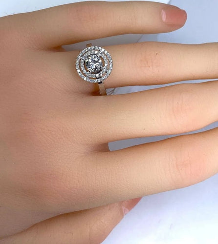 Bague 53 Bague diamant taille brillant en or blanc 18 carats 58 Facettes AB255