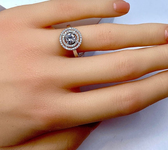 Bague 53 Bague diamant taille brillant en or blanc 18 carats 58 Facettes AB255
