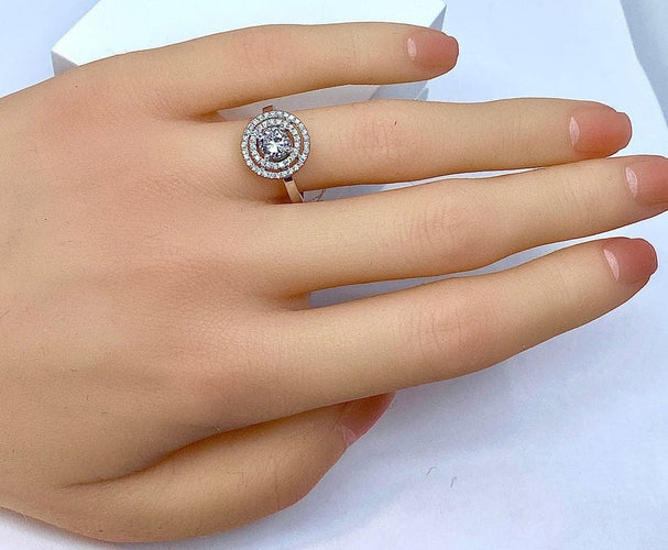Bague 53 Bague diamant taille brillant en or blanc 18 carats 58 Facettes AB255