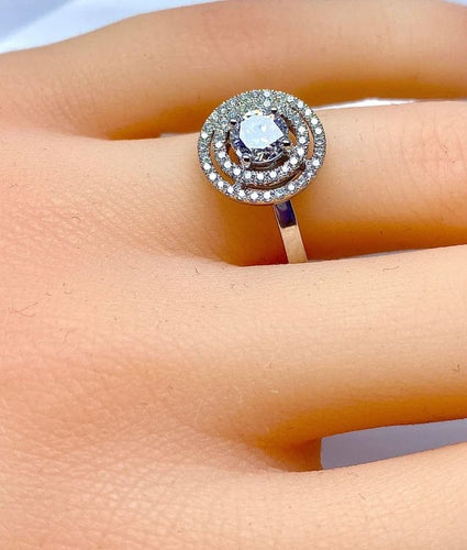 Bague 53 Bague diamant taille brillant en or blanc 18 carats 58 Facettes AB255