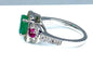 Bague 52 Bague en or blanc 18 carats avec émeraude, rubis et diamants 58 Facettes AB249