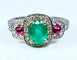 Bague 52 Bague en or blanc 18 carats avec émeraude, rubis et diamants 58 Facettes AB249