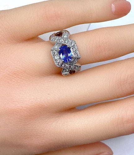 Bague 53 Bague bandeau en or blanc 18 carats, saphir de Ceylan et diamants 58 Facettes AB252