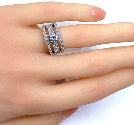 Bague 52 Bague pavée en or blanc 18 carats et diamants 0,74 ct 58 Facettes AB253