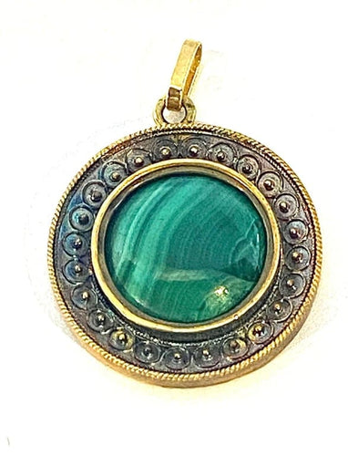 Pendentif Pendentif en or jaune 18 carats à cabochon de malachite 58 Facettes AB286