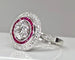 Bague 57 Bague marguerite en or blanc 18 carats, diamants et rubis 58 Facettes AB308