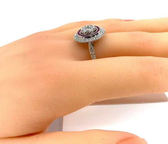 Bague 57 Bague marguerite en or blanc 18 carats, diamants et rubis 58 Facettes AB308