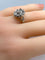 Bague 51 Bague marguerite en or blanc 18 carats et diamants 58 Facettes AB322