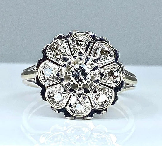 Bague 51 Bague marguerite en or blanc 18 carats et diamants 58 Facettes AB322