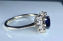 Bague 55 Bague marguerite en or blanc 18 carats avec saphir et diamants 58 Facettes AB336