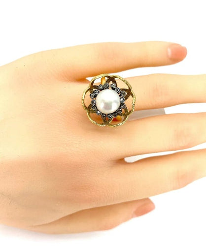 Bague 52 Bague en or 18 carats et argent avec perle fine et diamants 58 Facettes AB348
