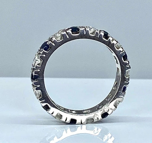 Bague 46 Alliance - Bague en or blanc 18 carats, saphirs et diamants 58 Facettes AB364