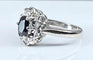 Bague 46 Bague marguerite en or blanc 18 carats au saphir et diamants 58 Facettes AB361