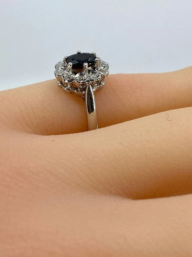 Bague 46 Bague marguerite en or blanc 18 carats au saphir et diamants 58 Facettes AB361