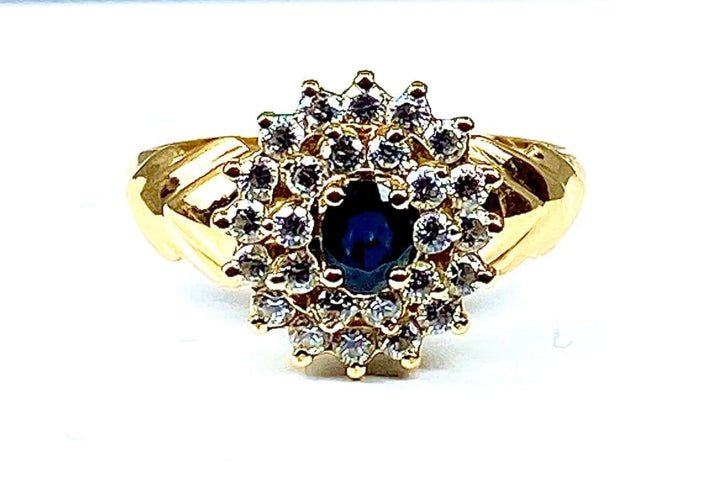 Bague 57 Bague en or jaune 18 carats avec saphir et 26 diamants 58 Facettes AB373