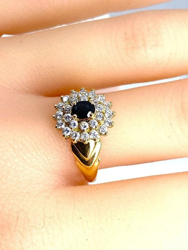 Bague 57 Bague en or jaune 18 carats avec saphir et 26 diamants 58 Facettes AB373