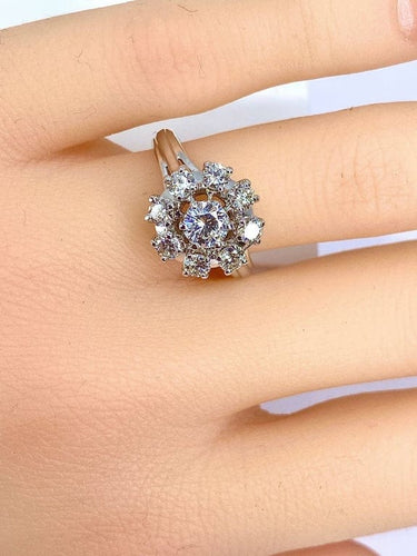 Bague 53 Bague marguerite en or blanc 18 carats sertie de diamants 58 Facettes AB378