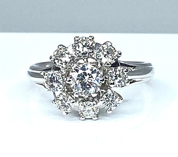 Bague 53 Bague marguerite en or blanc 18 carats sertie de diamants 58 Facettes AB378
