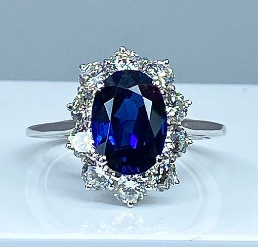 Bague 56 Bague en or blanc 18 carats avec saphir 3,57 ct et diamants 58 Facettes AB399