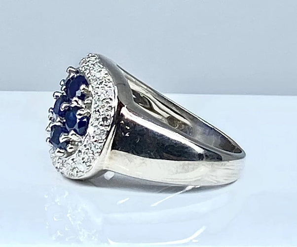 Bague 49 Bague bandeau en or blanc 18 carats saphirs et diamants 58 Facettes AB400