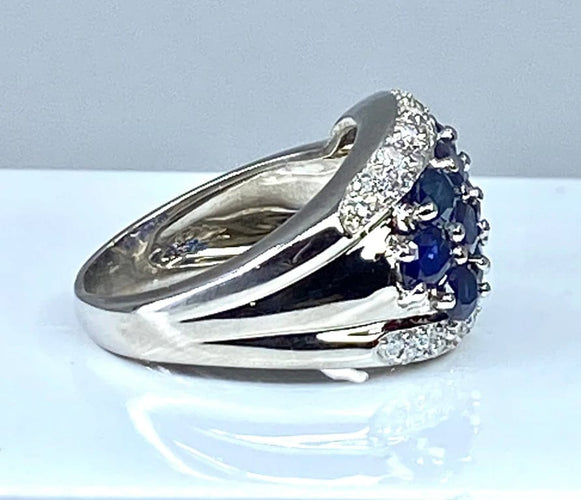 Bague 49 Bague bandeau en or blanc 18 carats saphirs et diamants 58 Facettes AB400