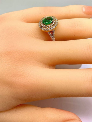 Bague 52 Bague en or jaune 18 carats avec émeraude et diamants 58 Facettes AB408