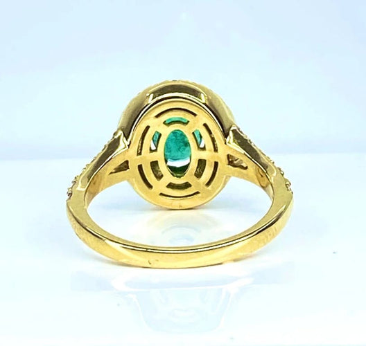 Bague 52 Bague en or jaune 18 carats avec émeraude et diamants 58 Facettes AB408