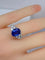 Bague 50 Bague en or blanc 18 carats avec saphir birman 5,32 ct et diamants 58 Facettes AB416