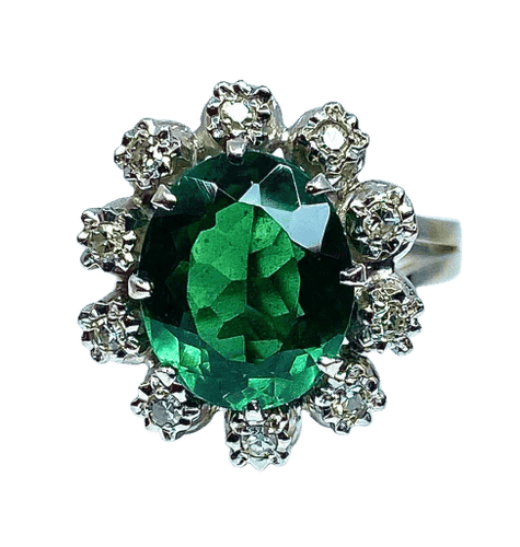 Bague 48 Bague en or blanc avec pierre verte et 10 diamants 58 Facettes AB426