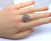 Bague Bague en or blanc 18 carats sertie de diamants 58 Facettes AB429