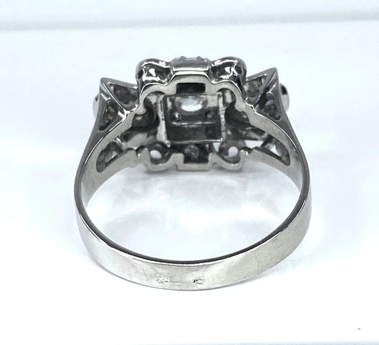 Bague 52.5 Bague en or blanc 18 carats et diamants, vers 1930 58 Facettes AB451