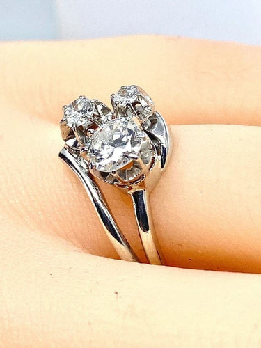 Bague 52 Bague en or blanc 18 carats sertie de 3 diamants 58 Facettes AB450