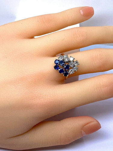 Bague 53 Bague bouquet en or blanc 18 carats, saphirs et diamants 58 Facettes AB455 bis