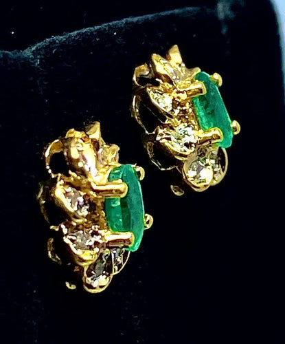 Boucles d'oreilles Boucles d'oreilles en or jaune 18 carats émeraudes et diamants 58 Facettes AB460