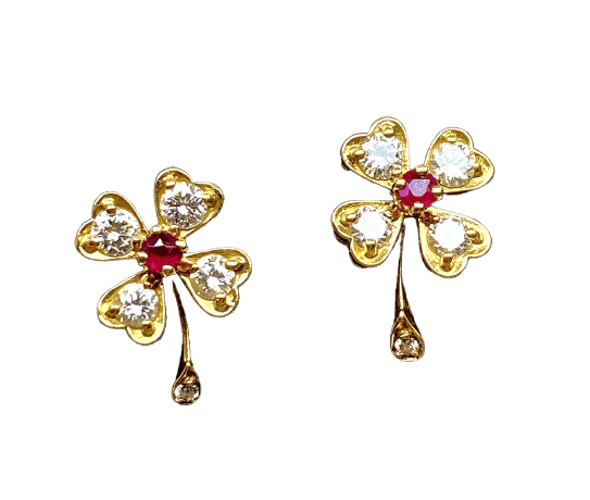 Boucles d'oreilles Boucles d’oreilles en or jaune 18 carats, rubis et diamants 58 Facettes AB459