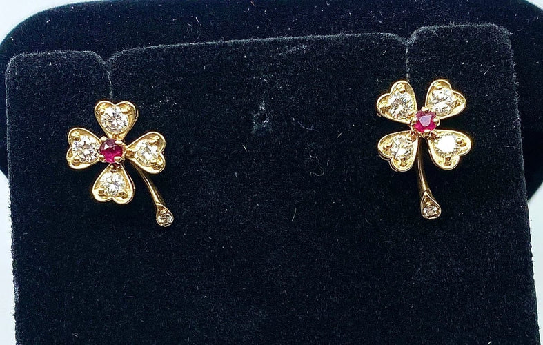 Boucles d'oreilles Boucles d’oreilles en or jaune 18 carats, rubis et diamants 58 Facettes AB459