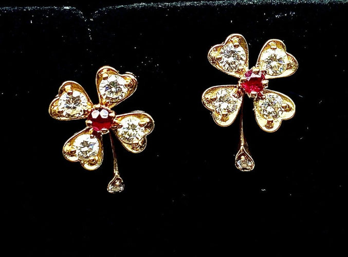 Boucles d'oreilles Boucles d’oreilles en or jaune 18 carats, rubis et diamants 58 Facettes AB459