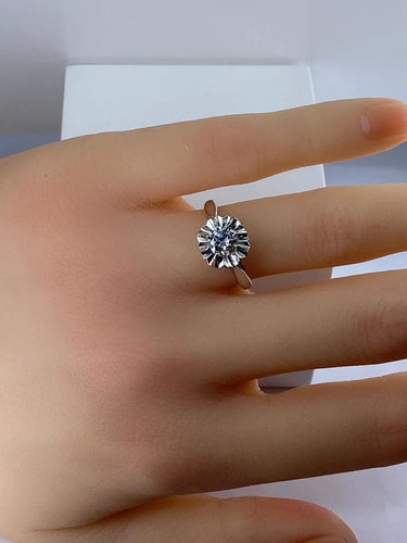 Bague 51 Bague en or blanc 18 carats avec diamant taille brillant 58 Facettes AB462