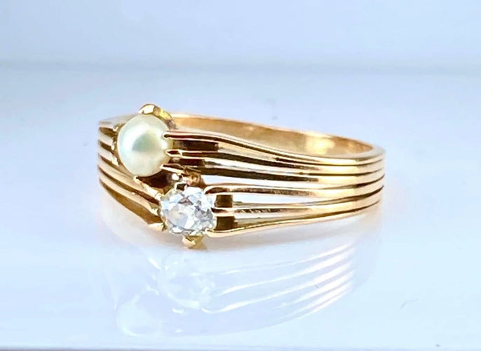 Bague 53 Bague toi et moi en or jaune 18 carats, diamant et perle 58 Facettes AB470