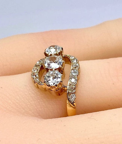 Bague 49 Bague en or jaune 18 carats et diamants taille ancienne vers 1900 58 Facettes AB497