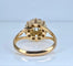 Bague 51 Bague marguerite en or jaune 18 carats et diamants, vers 1960 58 Facettes AB498