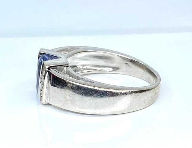Bague 56 Bague jonc en or blanc 18 carats, saphir et diamants 58 Facettes AB501