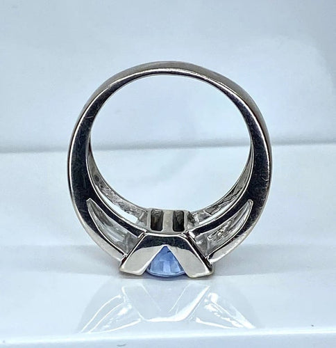Bague 56 Bague jonc en or blanc 18 carats, saphir et diamants 58 Facettes AB501