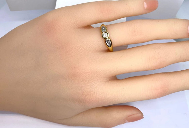 Bague 53 Bague solitaire en or jaune 18 carats et diamants 58 Facettes AB508