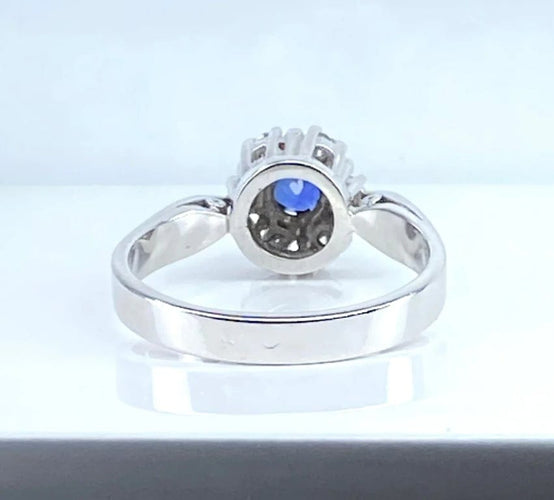 Bague 55 Bague marguerite en or blanc 18 carats avec saphir et diamants 58 Facettes AB518 bis